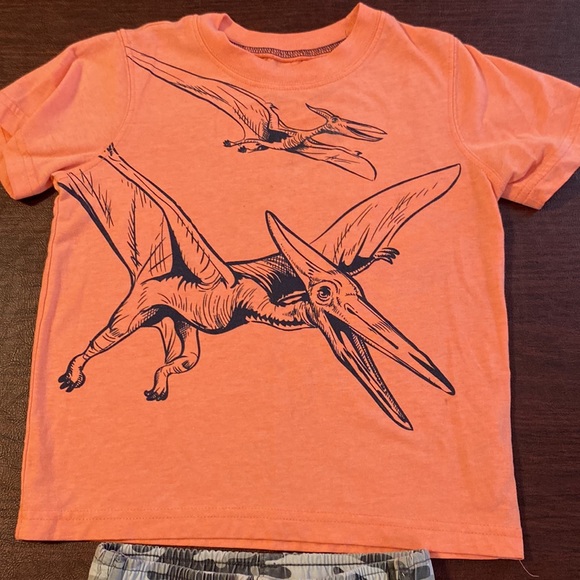 Set - Picture 2 of 3